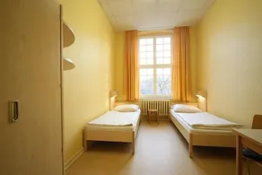 DJH Jugendherberge Burg Stargard - Image 5