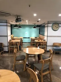 Hanting Express Nanjing Xin Jie Kou Wangfu Street Branch - Image 5