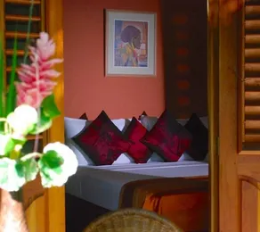 The Blue House Boutique Bed & Breakfast - Image 3