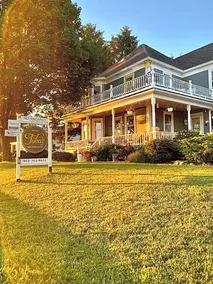 Toba's Bed & Breakfast - Image 3