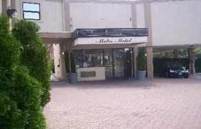 Metro Motel - Image 3