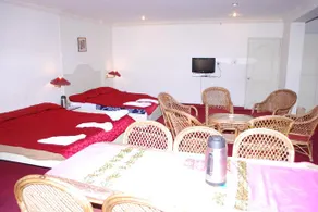 Golden Parks Inn - Image 5