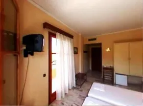 Jovana Hotel - Image 4