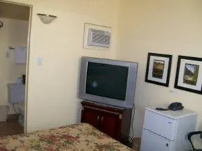 Motel La Chantaloise - Image 3