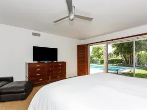 Monroe Hideaway - Image 4
