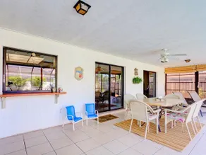 Circle Drive Home by Vacation Rental Pros - Image 4