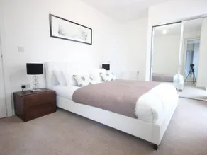O2 Waterfront Apartments - Image 1