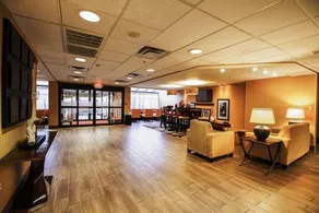 SureStay Plus Hotel by Best Western Norman - Image 4