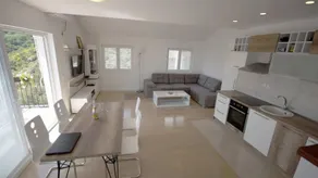 Lux Apartment Queen - Image 5