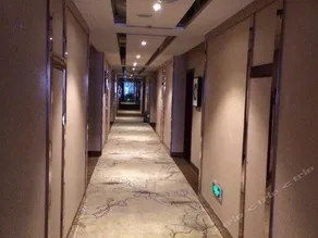 Super 8 Hotel Yibin Boyang Road - Image 2