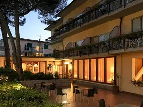 Hotel Lilly - Image 2
