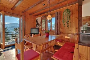 Chalet Puntjak - Image 2