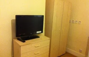 Tulip Serviced Apartments - Image 2