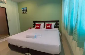 ZEN Rooms Mahachai Khao San - Image 2