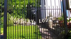 Danbury Lodge Penthouse - Image 4