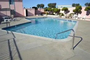 Inns of California Salinas - Image 5