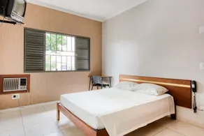 Luar Plaza Hotel by OYO Rooms - Image 1