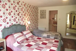 Les Touches Bed & Breakfast - Image 5