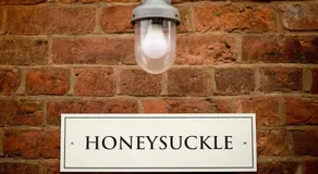 Honeysuckle Cottage, Drift House Holiday Cottages - Image 3