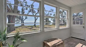 Live Like a Local - Bayfront Panama City Home - Image 4