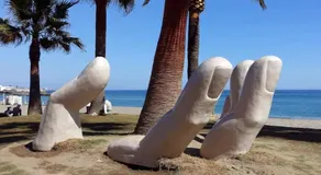 Sunshine flat on the beach - Image 3