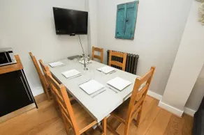 Atlingworth Court - Image 2