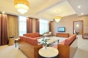 Luanchuan Re-Channel Ferry Lake Hotel - Image 2