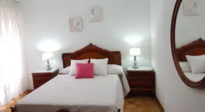 Piso céntrico y confortable Plaza del Oeste!!! - Image 2