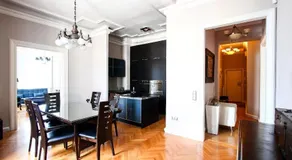 Art Deco Basilica Residence - Image 4