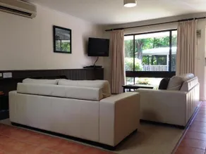 Alinga Apartments - Image 3