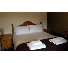 Gorilla African Guest House - Image 5
