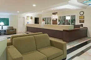 Holiday Inn Express Cancun Zonaera - Image 4