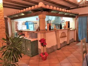 La Perla Hotel - Image 2