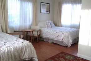 Fir Grove Motel - Image 2