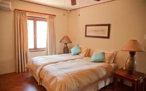 Impisi Accommodation - Image 3