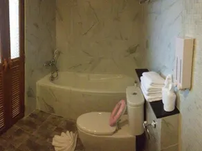 Family House - Image 5