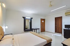 Hotel Sabari Park - Image 2