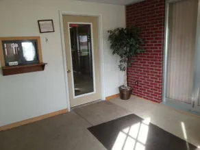 Countryside Inn - Image 2