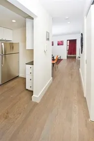 GREAT LOCATION MIDTOWN EAST 35TH STREET AND THIRD AVE - Image 3