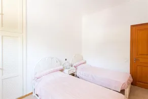 Mermaid Villa in Saronida - Image 5