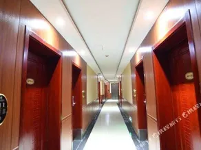 Jixian Business Hotel - Image 5