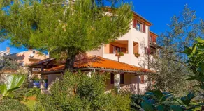 Apartments Valbandon - Image 2