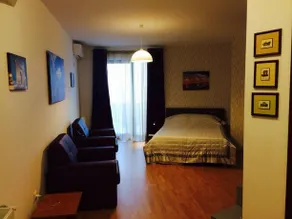 Cosmo Plaza Home - Image 4