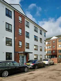 Apple Apartments Kew Bridge - Image 2
