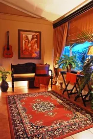 Sir Harveys Bed And Breakfast - Image 2