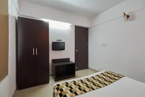 Hotel Asset Summit Suites - Image 4
