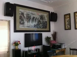 Luxiang Ancient Village Farmhouse - Image 3