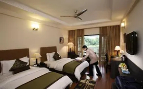Country Inn & Suites by Radisson, Mussoorie - Image 4