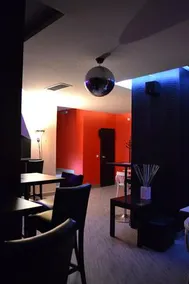 Hostel Theater 011 - Image 5