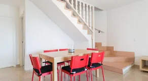 SEASIDE HOUSE IV - Image 2